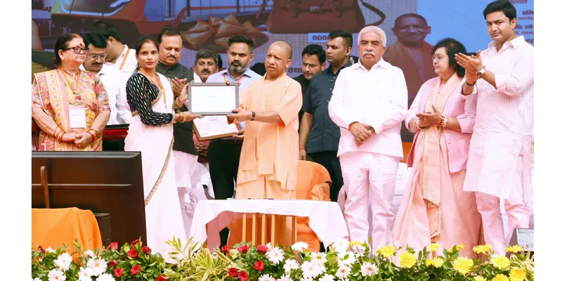 Uttar Pradesh Cabinet Approves ₹1,947-Crore Textile Park Project